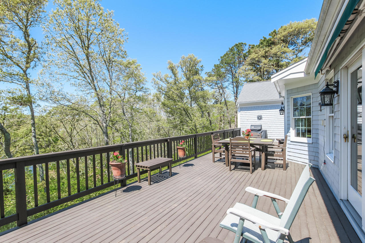 17 Grovedale Road Oak Bluffs, MA 02557 - Photo 25 of 31 Additional Photo