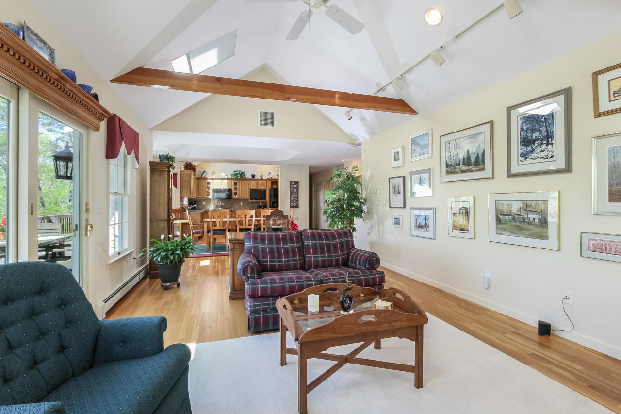 17 Grovedale Road Oak Bluffs, MA 02557 - Photo 8 of 31 Additional Photo
