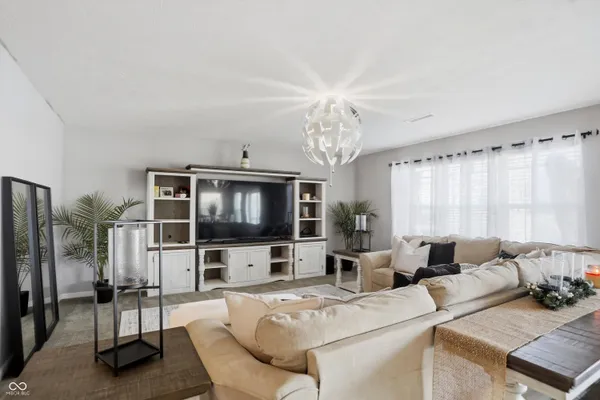 $295,000 | 1007 Belvedere Drive, Shelbyville, IN 46176