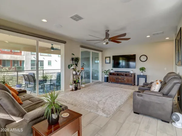 $472,500 | 1250 Abbey Lane, Unit 234, Chandler, AZ 85226