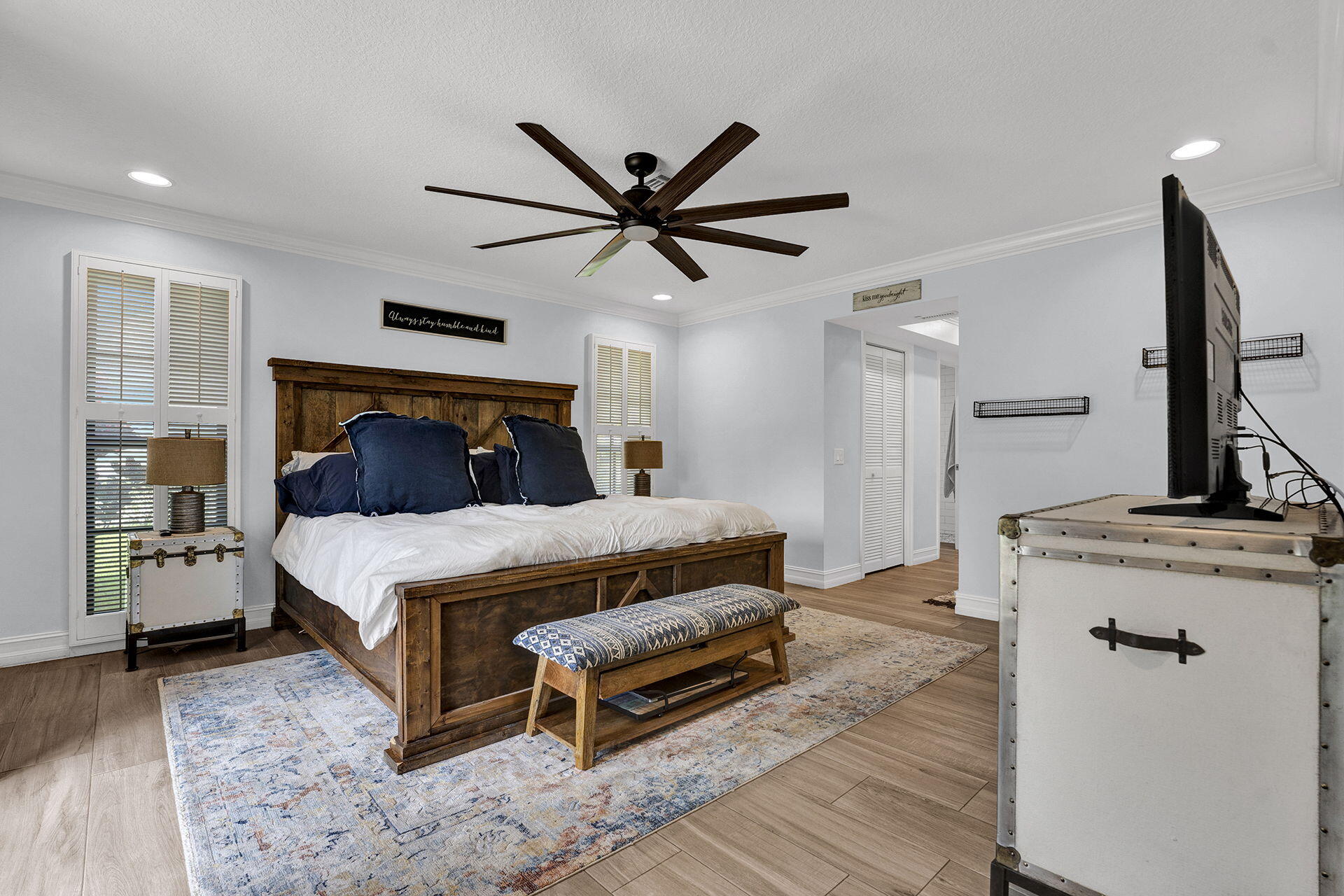 442 Pine Villa Drive Atlantis, FL 33462 - Photo 8 of 25 Master bedroom