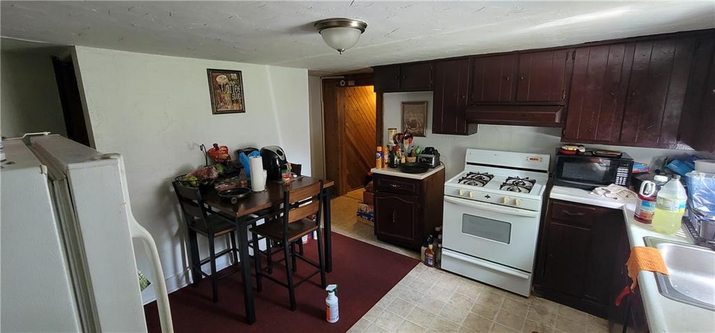 2257 Laketon Road Pittsburgh, PA 15221 - Photo 15 of 21 Gallery Image 15