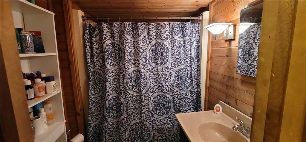 2257 Laketon Road Pittsburgh, PA 15221 - Photo 19 of 21 Gallery Image 19