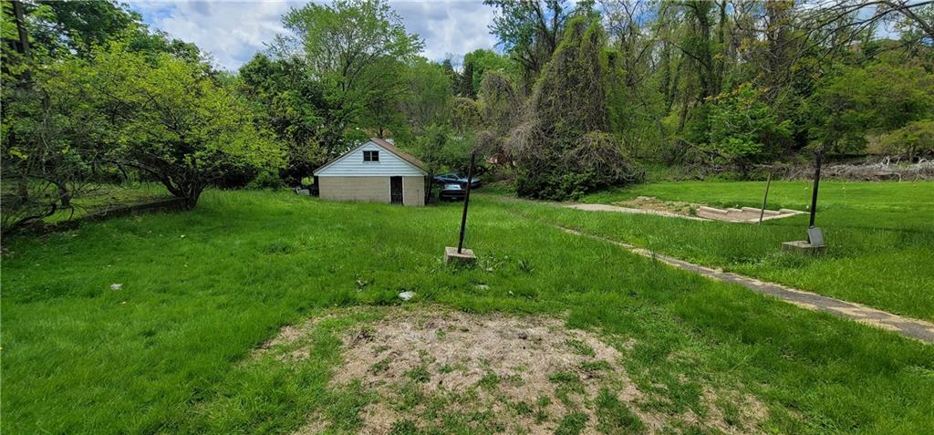 2257 Laketon Road Pittsburgh, PA 15221 - Photo 4 of 21 Gallery Image 4