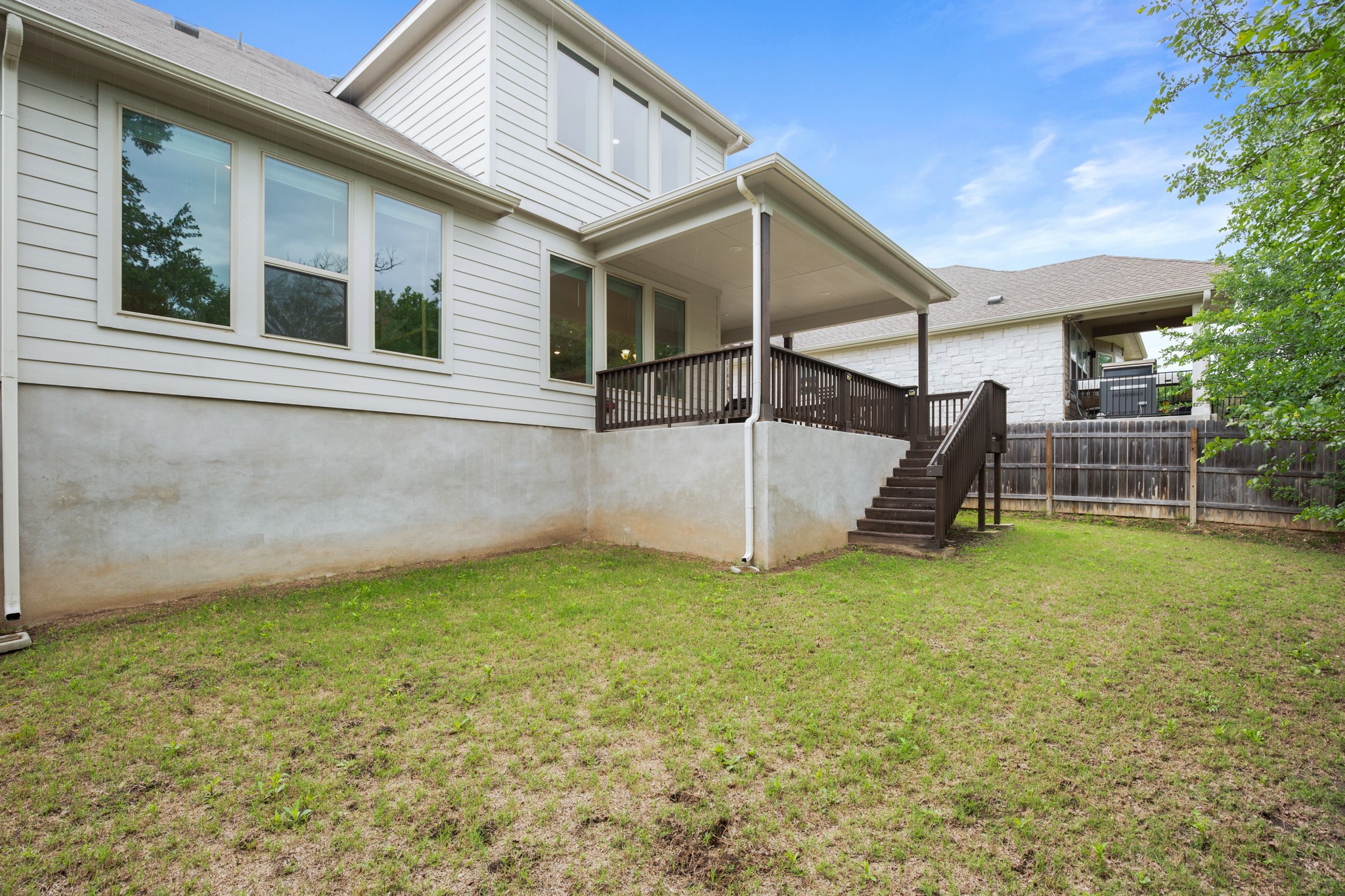 6708 Avila Way Pflugerville, TX 78660 - Photo 34 of 36 a house view with a outdoor space