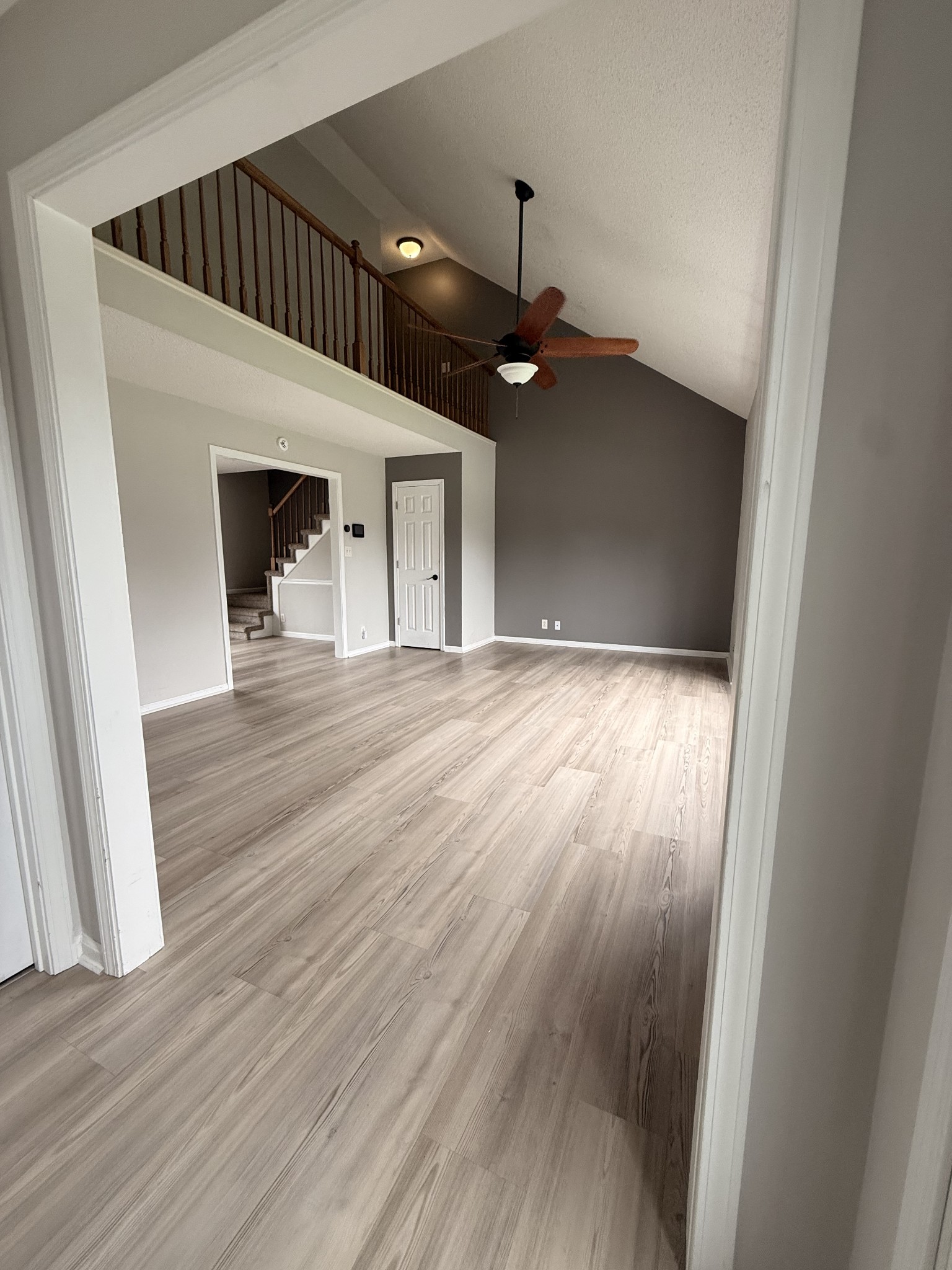1037 Summerhaven Road Clarksville, TN 37042 - Photo 2 of 13