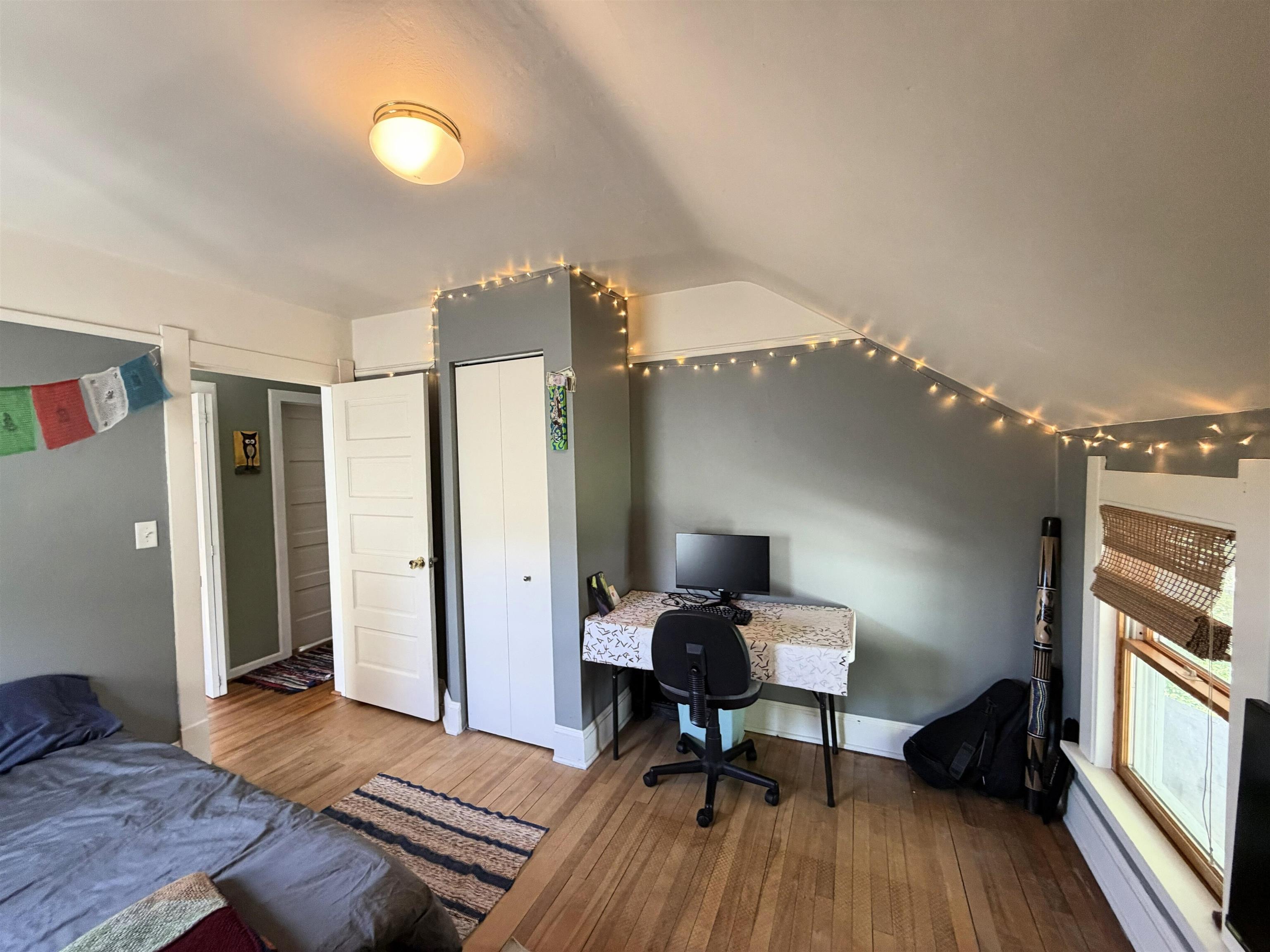 182 Ryan Street Madison, WI 53704 - Photo 23 of 32