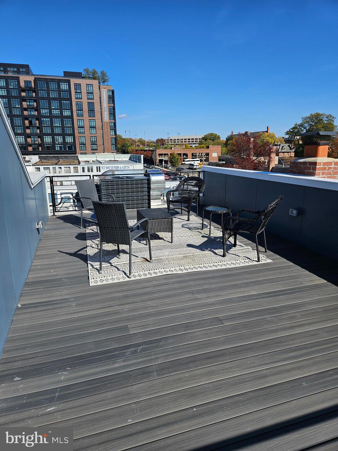 521 Florida Avenue Northeast, Unit 2 Washington, DC 20002 - Photo 32 of 38 a terrace with outdoor seating