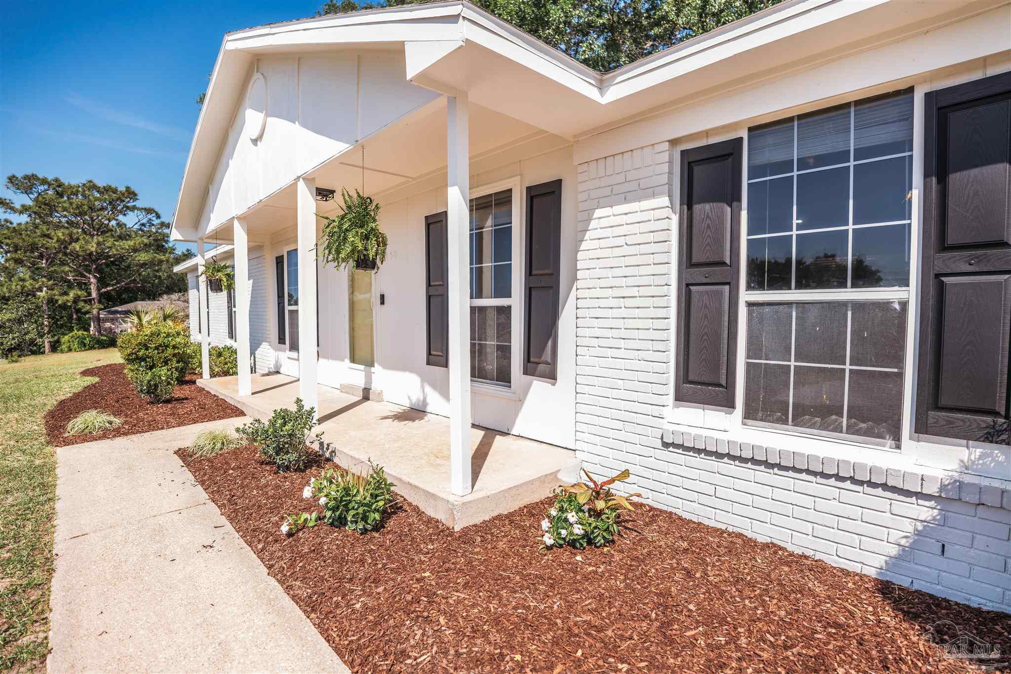 2530 Tomlinson Road Pensacola, FL 32526 - Photo 4 of 24