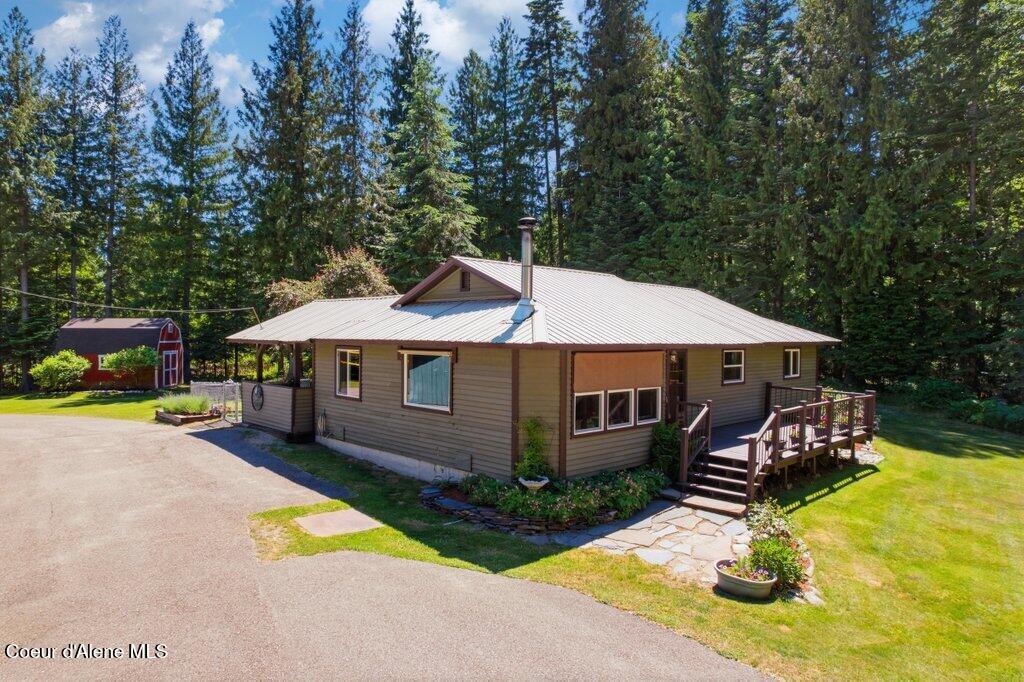 112 Sandy Ridge Road Priest River, ID 83856 - Photo 4 of 50 001-112SandyRidgeRoad-PriestRiver-ID-838