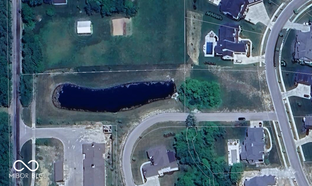 20746 Chatham Ridge Boulevard Westfield, IN 46074 - Photo 2 of 3