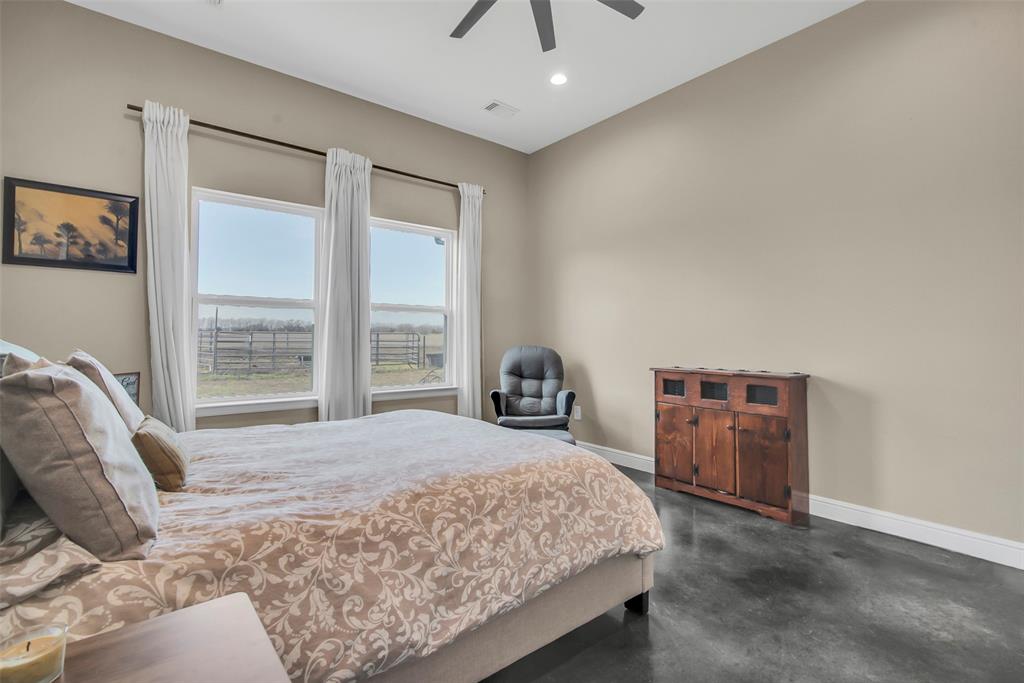 2415 Bucksnort Road Van Alstyne, TX 75495 - Photo 17 of 35