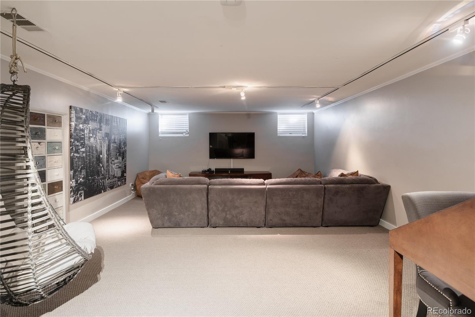 2212 Monaco Parkway Denver, CO 80207 - Photo 24 of 27