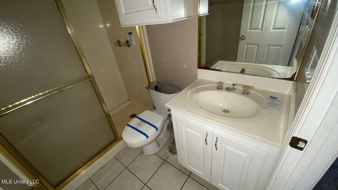 102 East Magnolia Place Pearl, MS 39208 - Photo 13 of 21 50-Oct 29 2025 02_19pm-kxzf