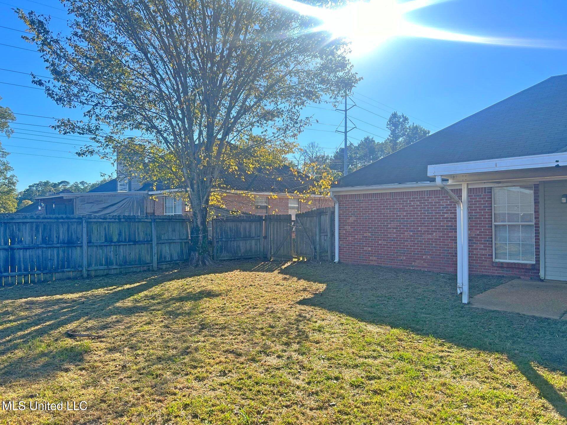 102 East Magnolia Place Pearl, MS 39208 - Photo 17 of 21 52-Oct 31 2025 03_56pm-Rvrj