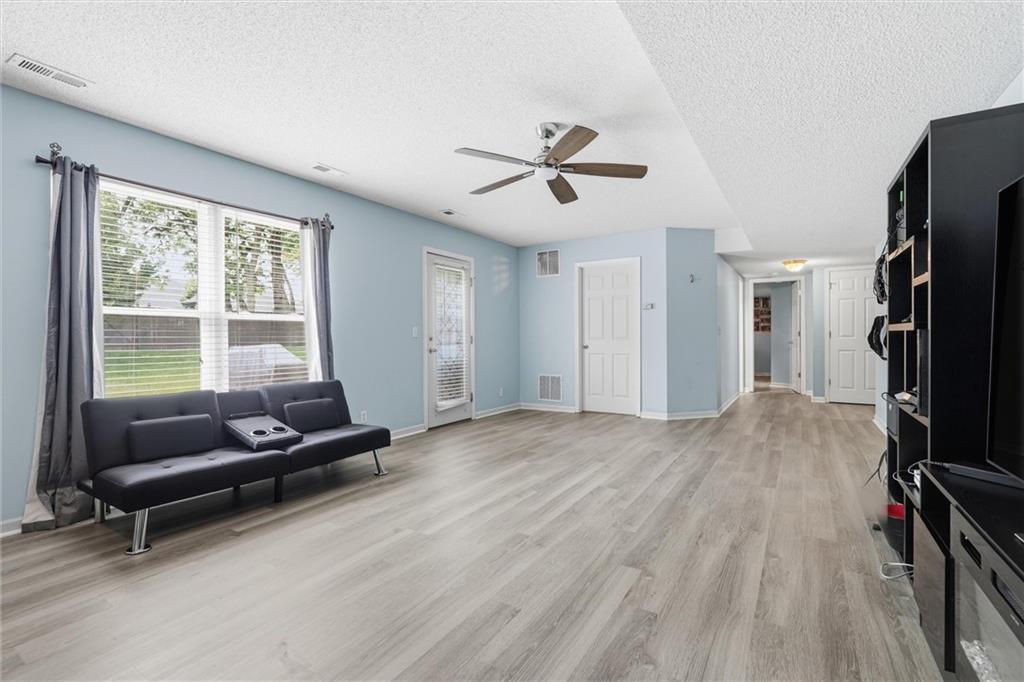 361 Ash Lane Lansing, KS 66043 - Photo 27 of 43