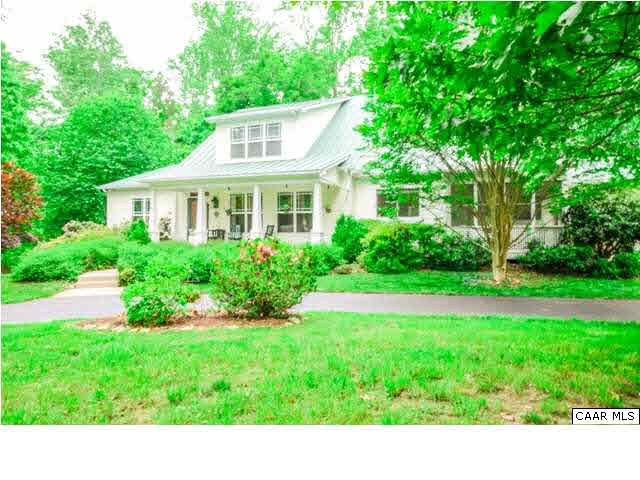 60 Roslyn Heights Road Charlottesville, VA 22901 - Photo 8 of 40 a black and white house with a yard