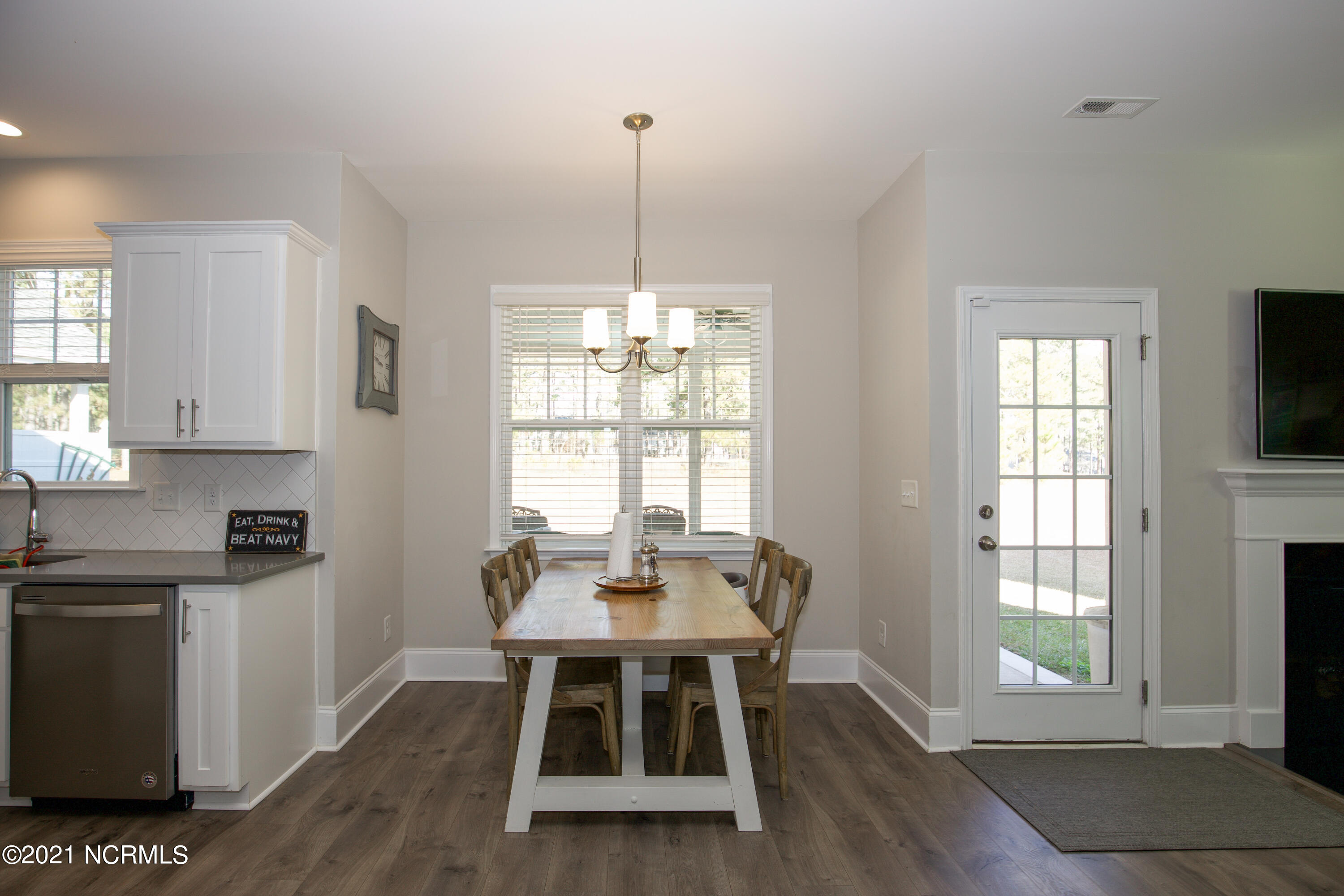 455 Kerr Lake Road Aberdeen, NC 28315 - Photo 16 of 55 455 Kerr Lake Rd-41