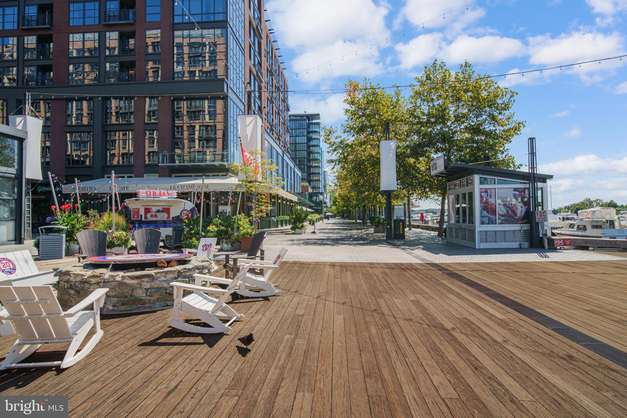 700 7th Street Southwest, Unit 119 Washington, DC 20024 - Photo 30 of 31 a view of a building with sitting area and sitting area