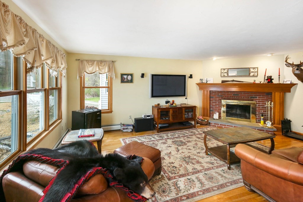 92 1/2 Tracy Road Dudley, MA 01571 - Photo 11 of 42 Gallery Image 11