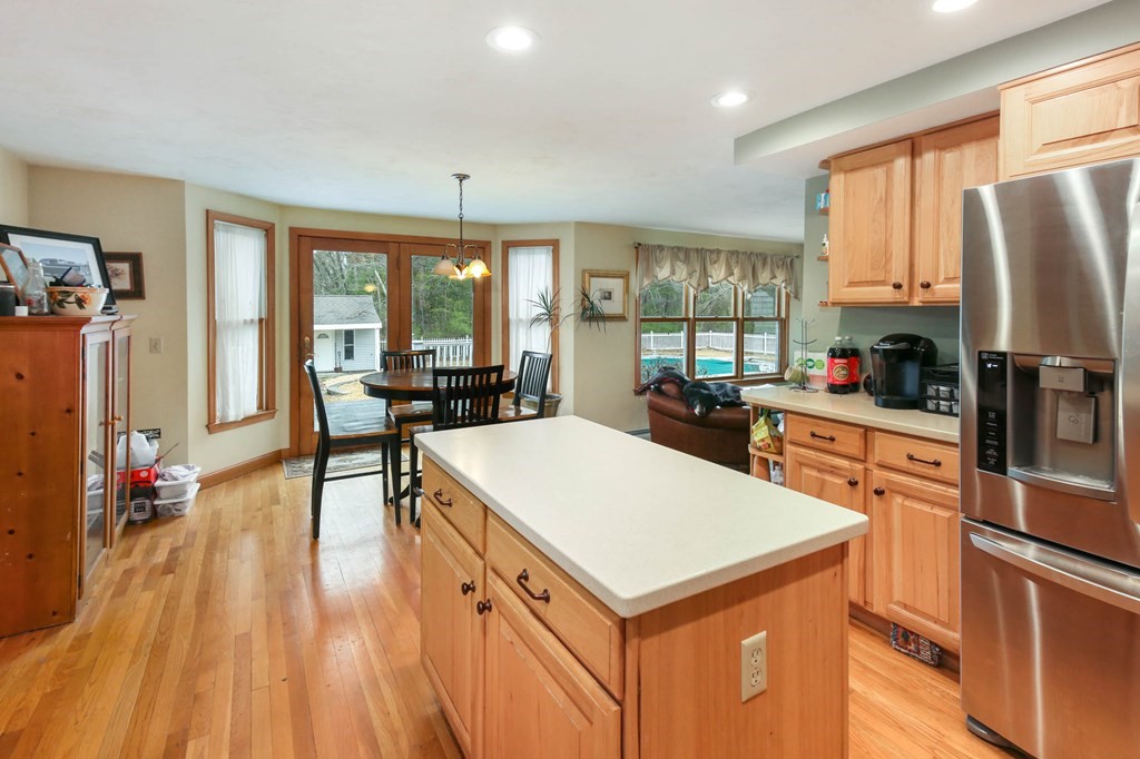 92 1/2 Tracy Road Dudley, MA 01571 - Photo 17 of 42 Gallery Image 17