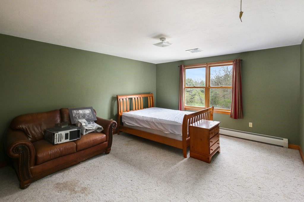 92 1/2 Tracy Road Dudley, MA 01571 - Photo 26 of 42 Gallery Image 26
