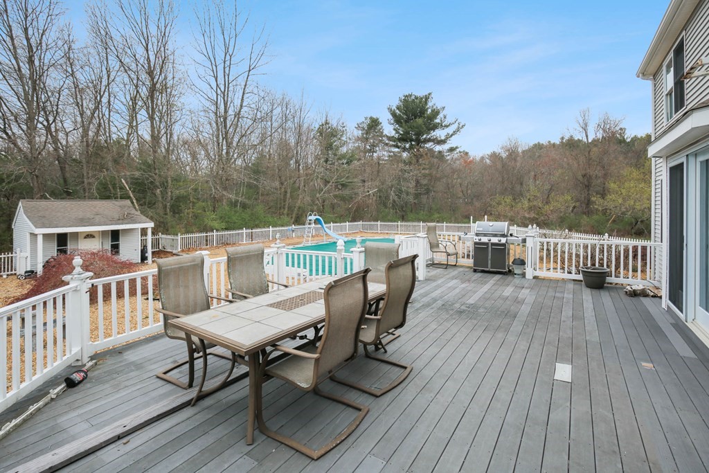 92 1/2 Tracy Road Dudley, MA 01571 - Photo 30 of 42 Gallery Image 30