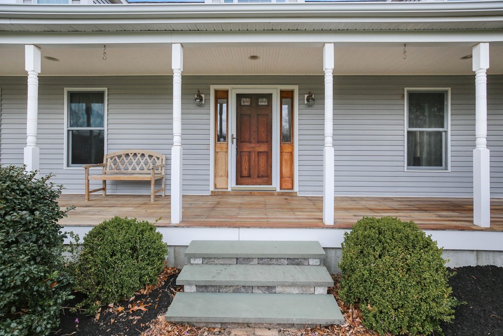 92 1/2 Tracy Road Dudley, MA 01571 - Photo 3 of 42 Gallery Image 3
