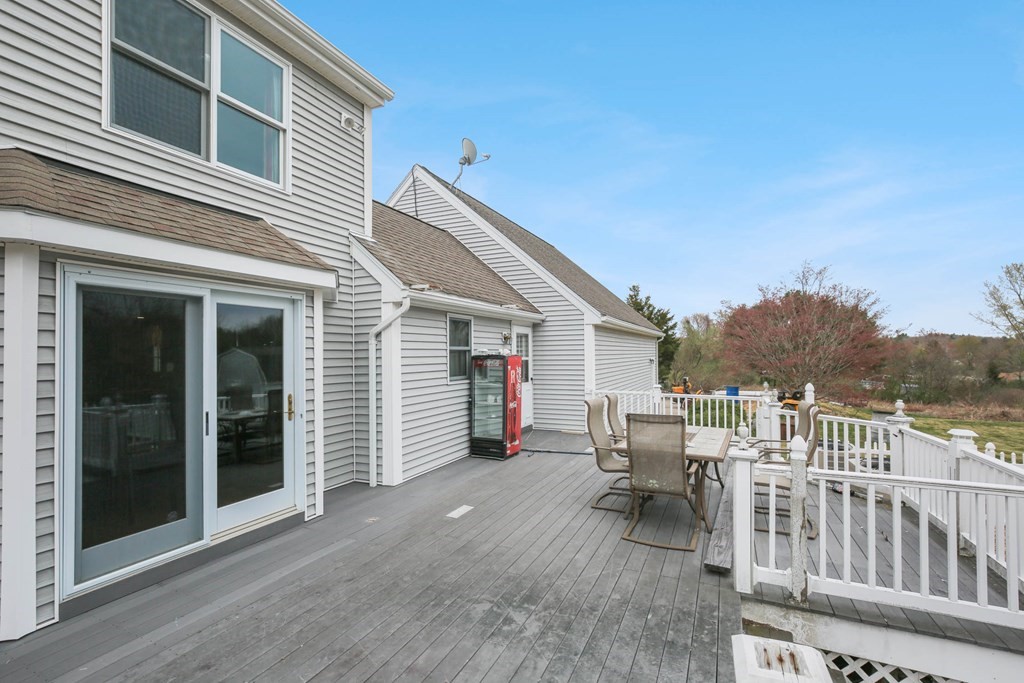 92 1/2 Tracy Road Dudley, MA 01571 - Photo 31 of 42 Gallery Image 31
