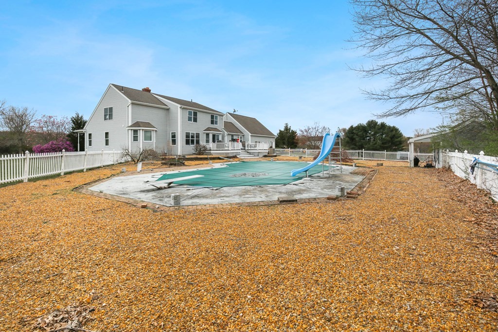 92 1/2 Tracy Road Dudley, MA 01571 - Photo 34 of 42 Gallery Image 34