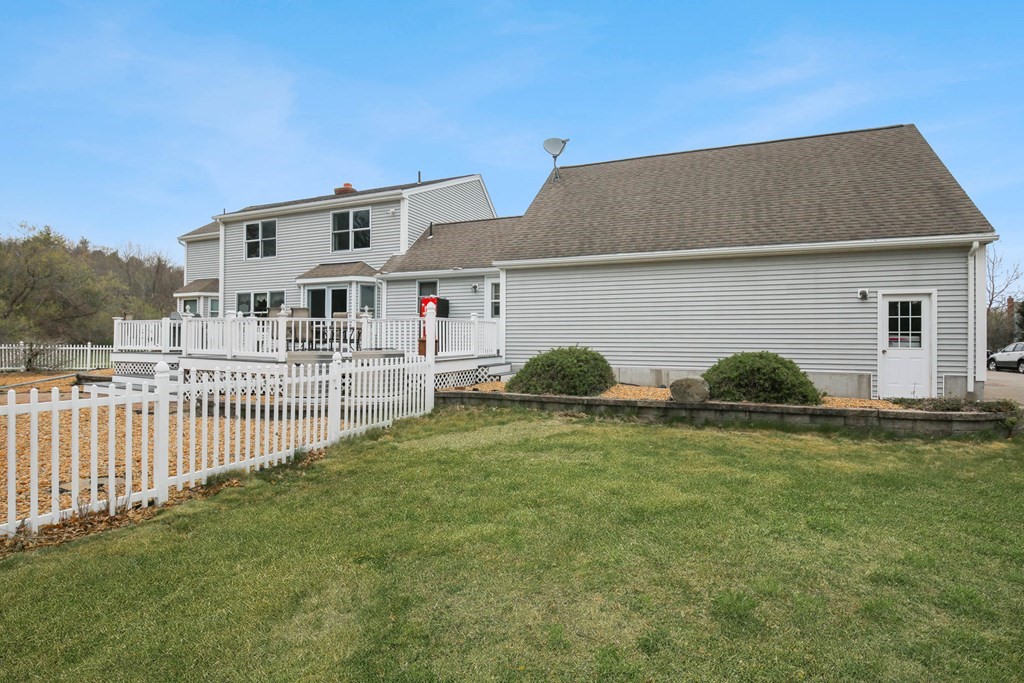 92 1/2 Tracy Road Dudley, MA 01571 - Photo 36 of 42 Gallery Image 36