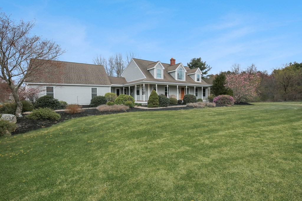 92 1/2 Tracy Road Dudley, MA 01571 - Photo 40 of 42 Gallery Image 40