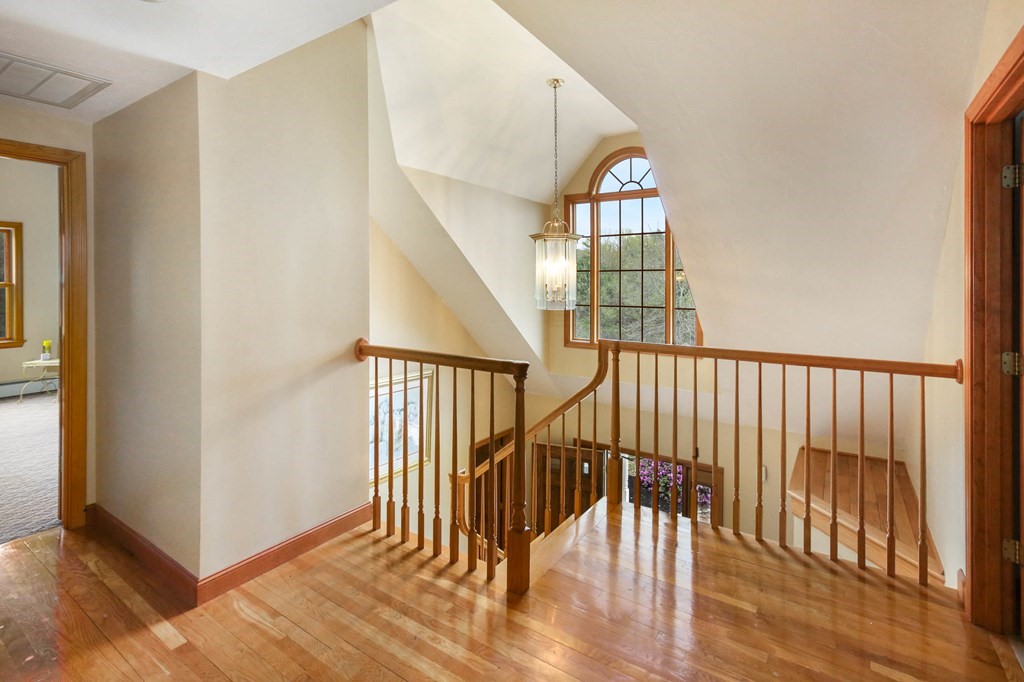 92 1/2 Tracy Road Dudley, MA 01571 - Photo 7 of 42 Gallery Image 7