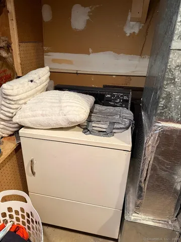 $2,450 | 65 Hitchcock Drive, Meriden, CT 06450