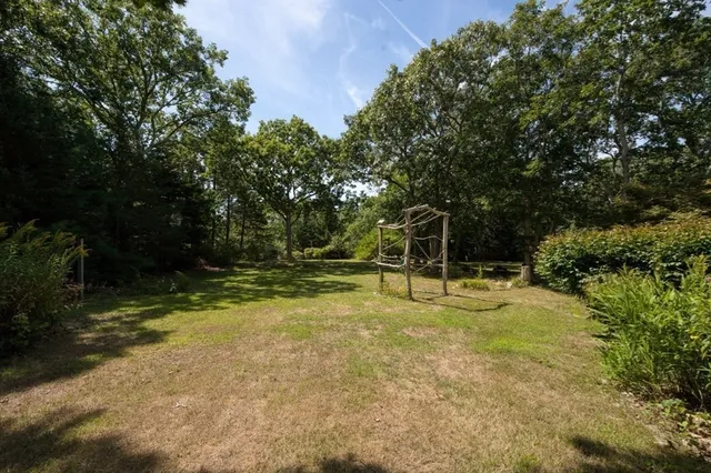 $1,985,000 | 36 Smith Hollow Drive, Edgartown, MA 02539