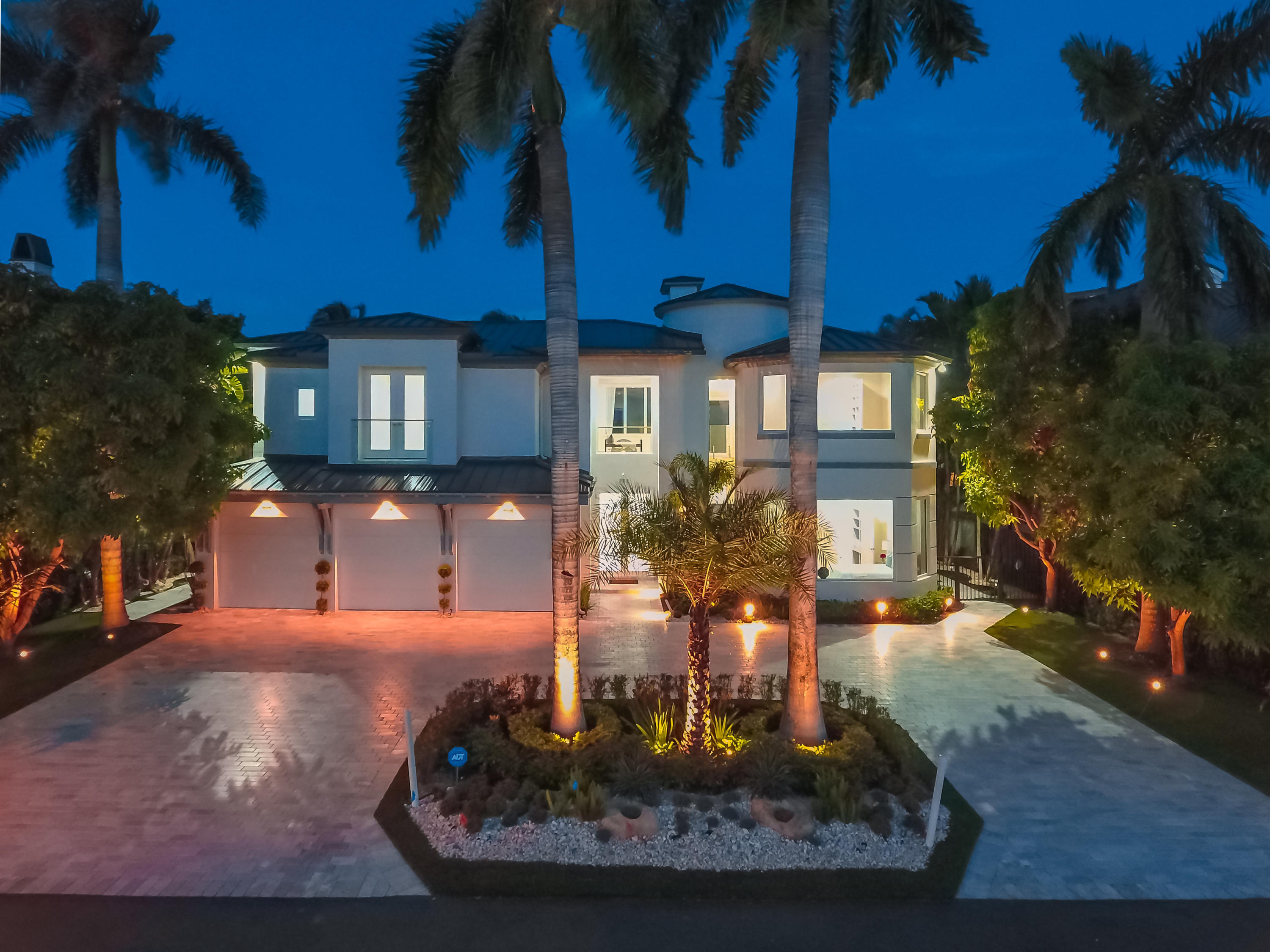 782 Harbour Drive Boca Raton, FL 33431 - Photo 15 of 84 211__night_harbour_dr_photo_MiamiRealEst