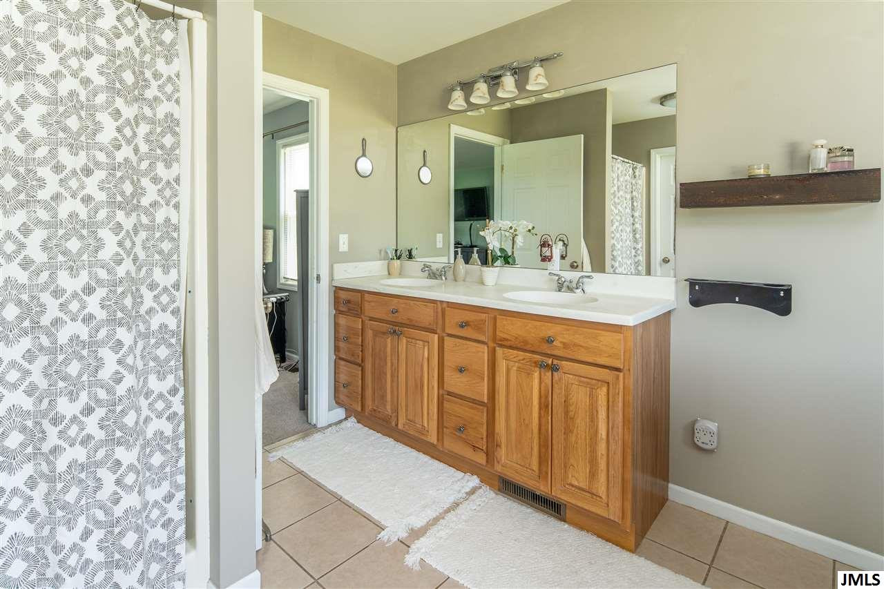 4671 Walz Road Jackson, MI 49201 - Photo 14 of 36 Photo 14