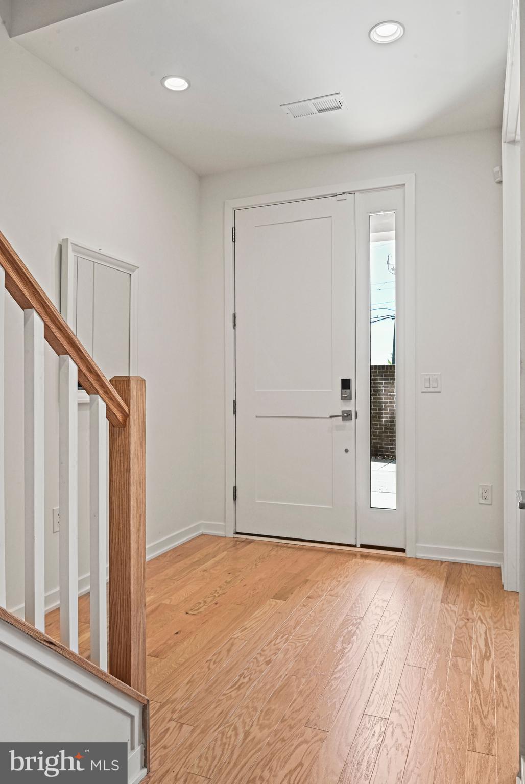 7382 Magarity Road McLean, VA 22102 - Photo 14 of 57