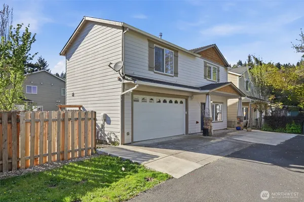 $550,000 | 2025 Southwest 6th Avenue, Camas, WA 98607