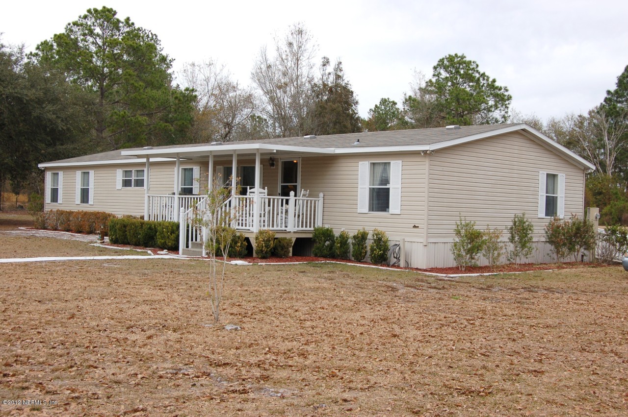 628 Bardin Road Palatka, FL 32177 - Photo 1 of 20 FRONT