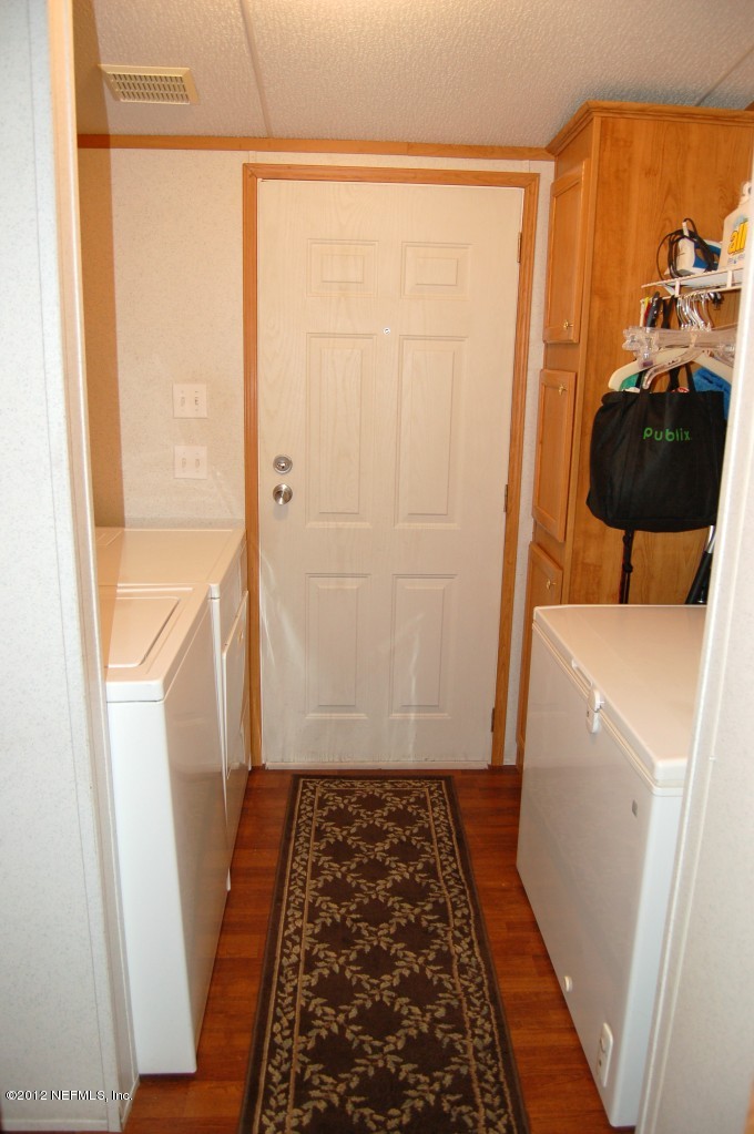 628 Bardin Road Palatka, FL 32177 - Photo 20 of 20 LAUNDRY