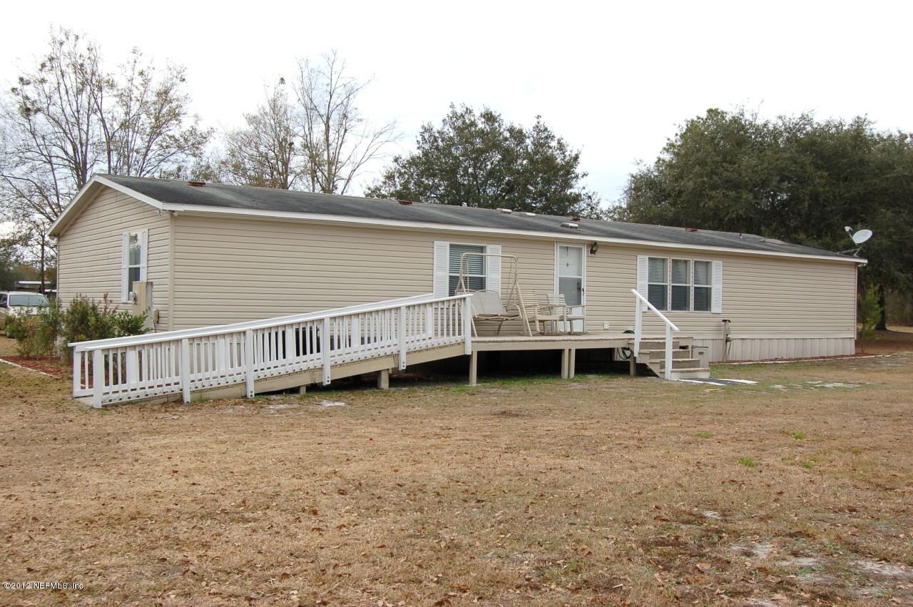 628 Bardin Road Palatka, FL 32177 - Photo 2 of 20 BACK OF HOUSE