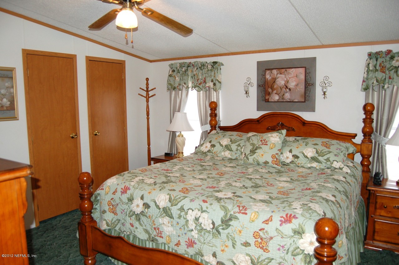 628 Bardin Road Palatka, FL 32177 - Photo 10 of 20 MASTER B/R