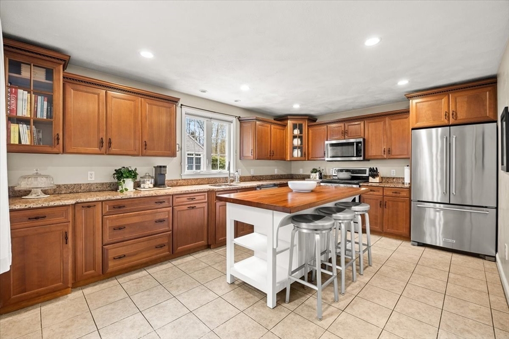27 Brian Road Bridgewater, MA 02324 - Photo 22 of 42