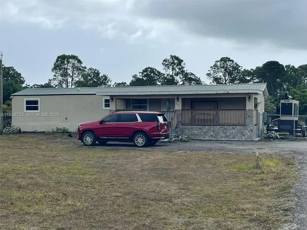 $420,000 | 493 Camino Real Boulevard, Clewiston, FL 33440