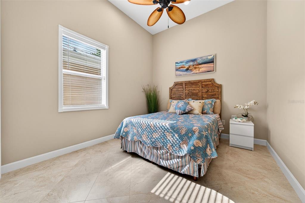 6677 Mandarin Road Sarasota, FL 34238 - Photo 25 of 49