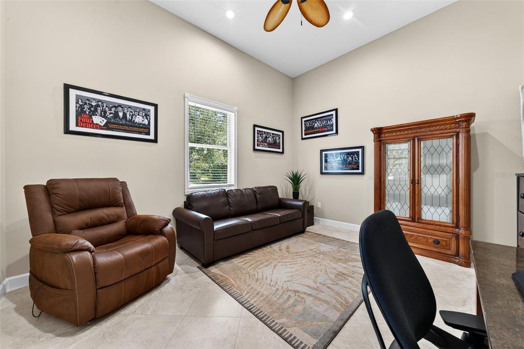 6677 Mandarin Road Sarasota, FL 34238 - Photo 27 of 49