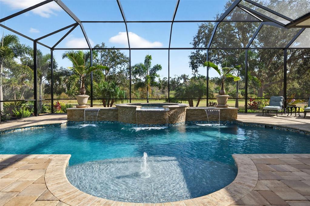 6677 Mandarin Road Sarasota, FL 34238 - Photo 32 of 49