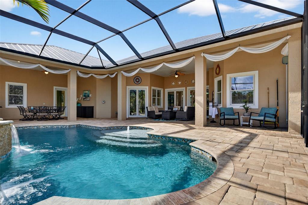 6677 Mandarin Road Sarasota, FL 34238 - Photo 34 of 49