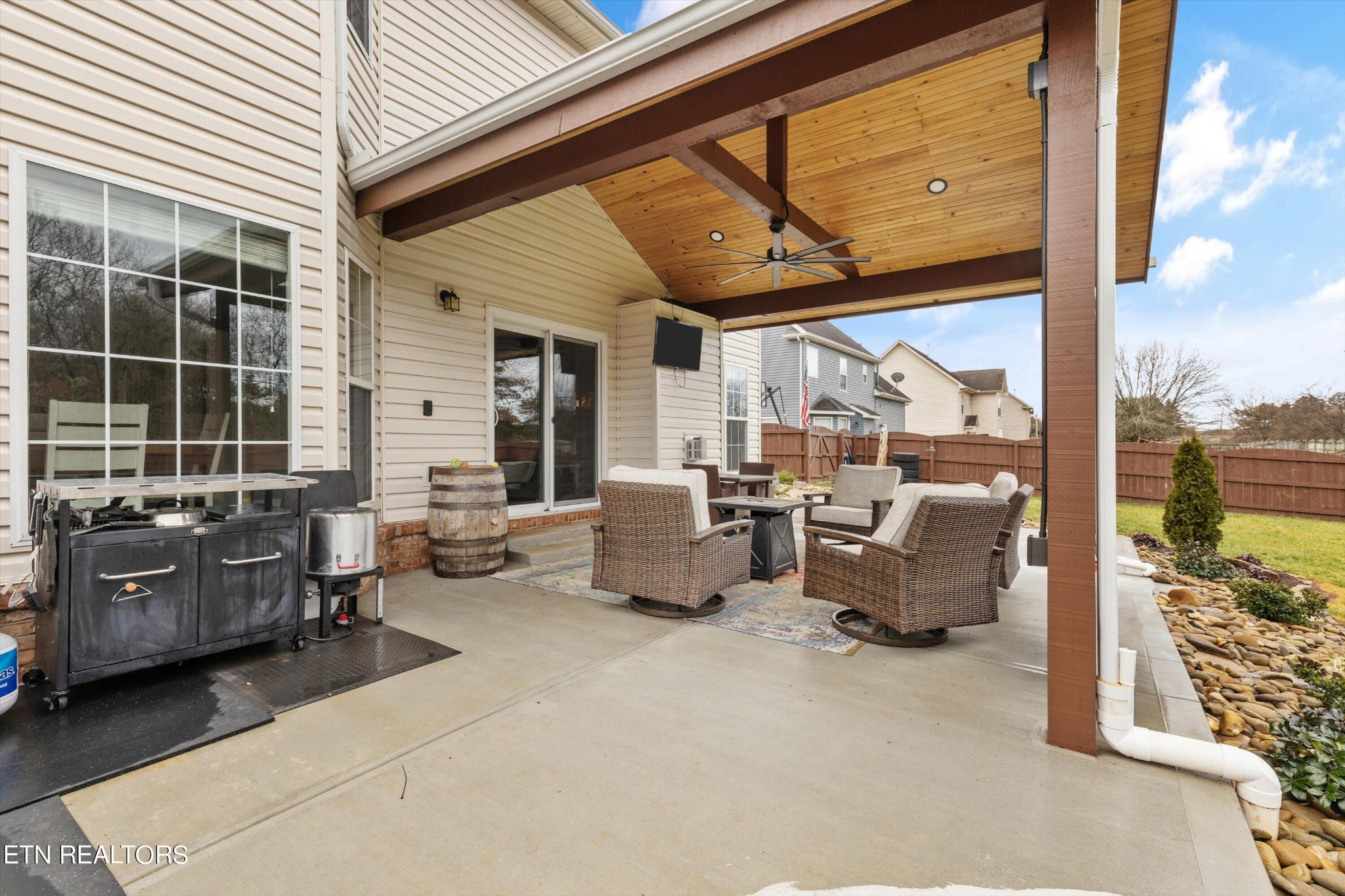 12637 Clear Ridge Road Knoxville, TN 37922 - Photo 2 of 48 Gallery Image 2
